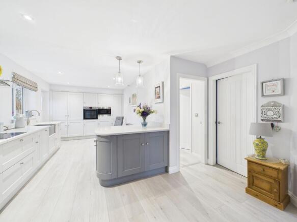 OPEN PLAN KITCHEN/DINER