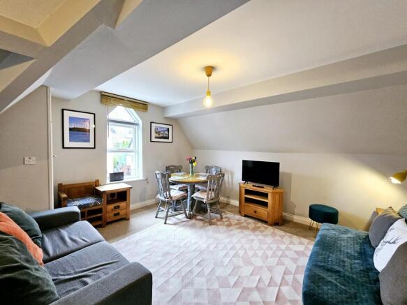 1 bed Flat for sale Image 5
