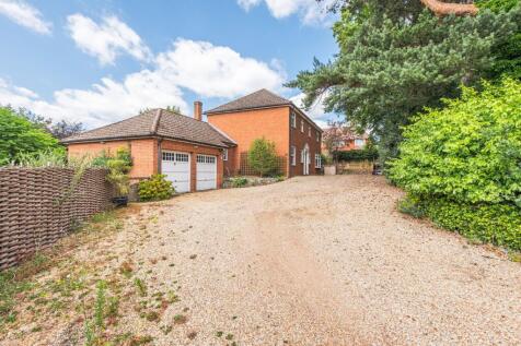Superb Detached Home in Norwich
