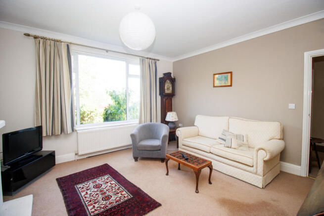 3 bed Semi-Detached for sale Image 6
