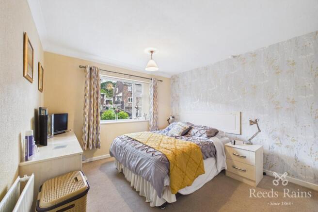 2 bed Bungalow for sale Image 6