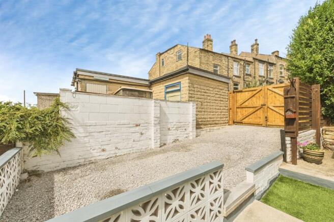 3 bed Semi-Detached for sale Image 11