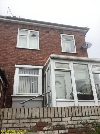 3 bed Semi-Detached for sale Image 3