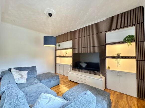 Muirend Street, Kilbirnie lounge pic