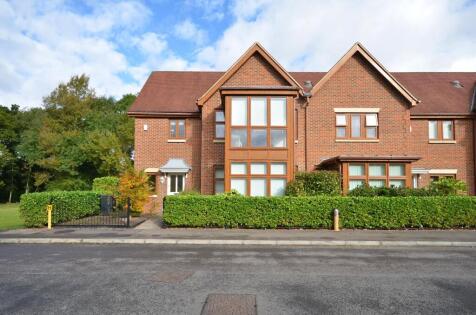 Lakeside, Chobham, GU24