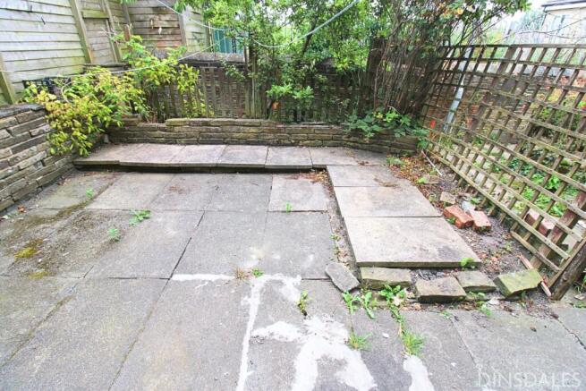 3 bed Terraced to rent Image 10