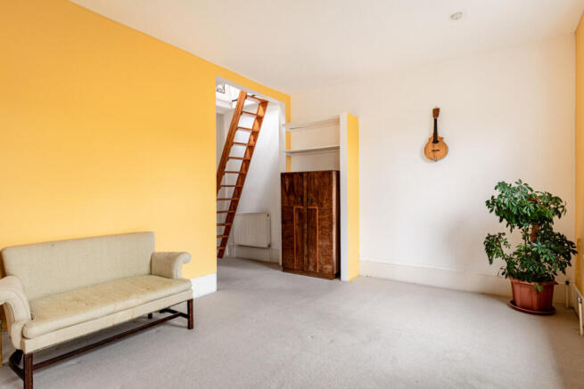 Bushey Hill Road, London, SE5 8 photo 4