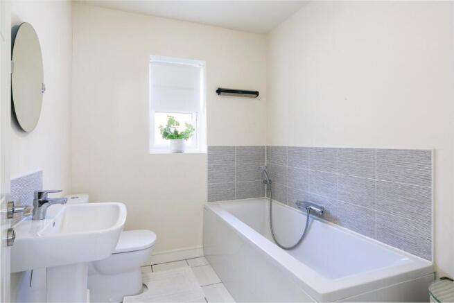 3 bed Detached Bungalow for sale Image 11