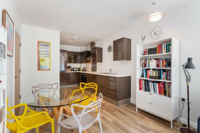 25 Concord Court Ph10.jpg