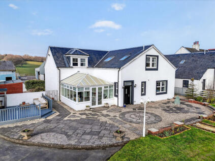 West Lodge, Coylton, KA6 6JS