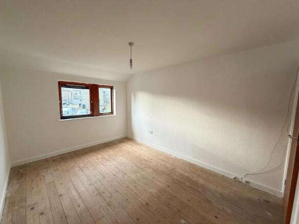 2 bed Semi-Detached for sale Image 9