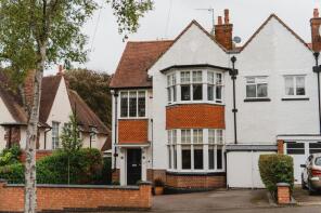 13, Meadowcourt Road, Leicester LE2 2PD