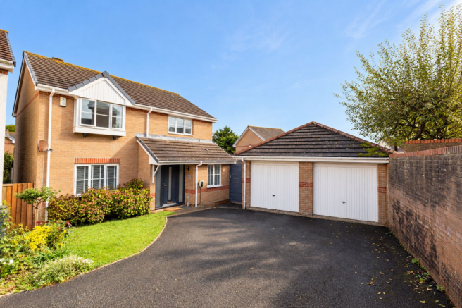 5-bed detached on Shackleton Drive, Newquay, £525,000