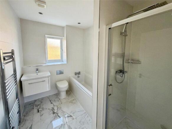 Bathroom/Wc