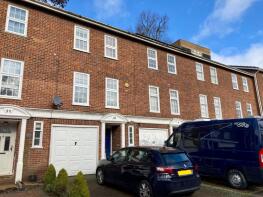 18, Furze Close, Redhill RH1 1DN
