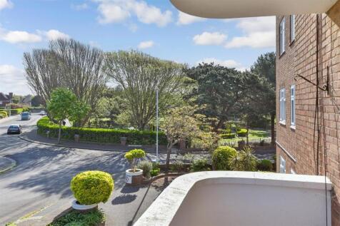 Winchelsea Gardens, Worthing, West Sussex
