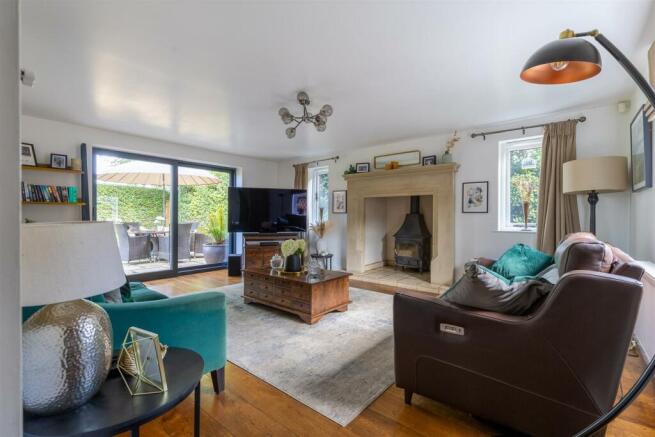 WrenburyCourt-5.jpg