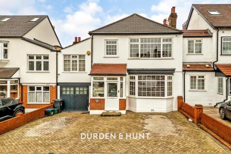 Hermon Hill, South Woodford, E18