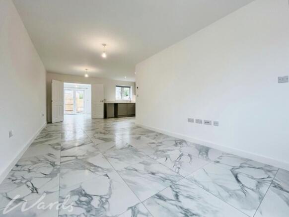 ee830165-Lounge 2...