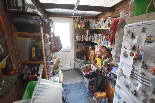 UTILITY - STORAGE ROOM