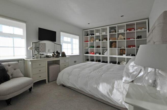 Photo 10