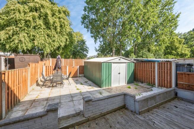 4 bed Terraced for sale Image 5