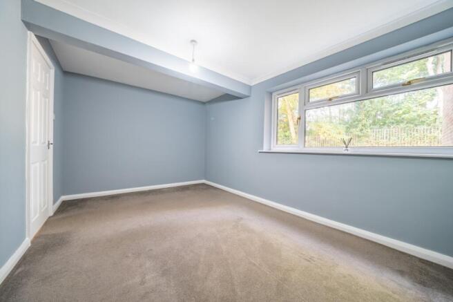 1 bed Apartment for sale Image 5