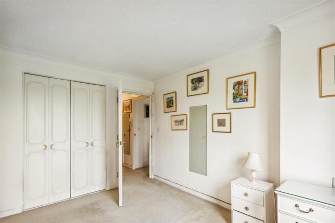 75 Homecross House, Fishers Lane, W4-10.jpg