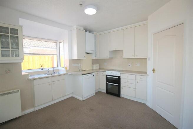 Hesketh Road, 14 - Kitchen 6.JPG