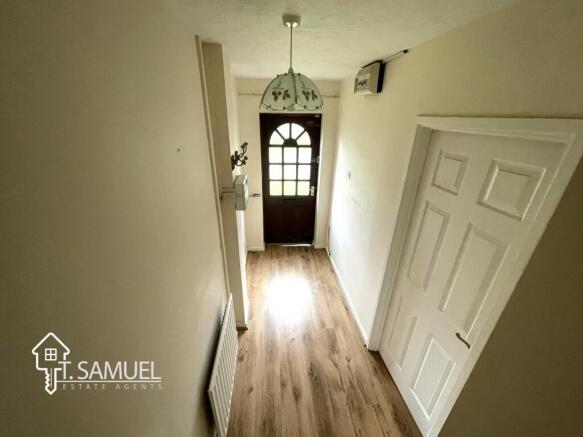 Hallway.JPG