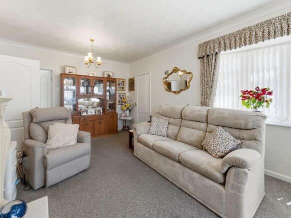 2 bed Detached Bungalow for sale Image 5