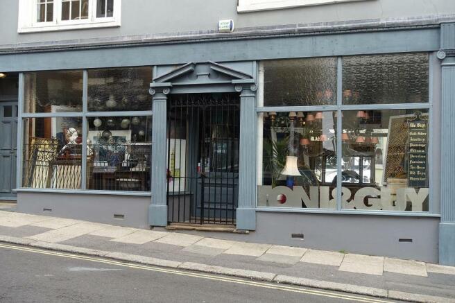 Antiques & Collectables