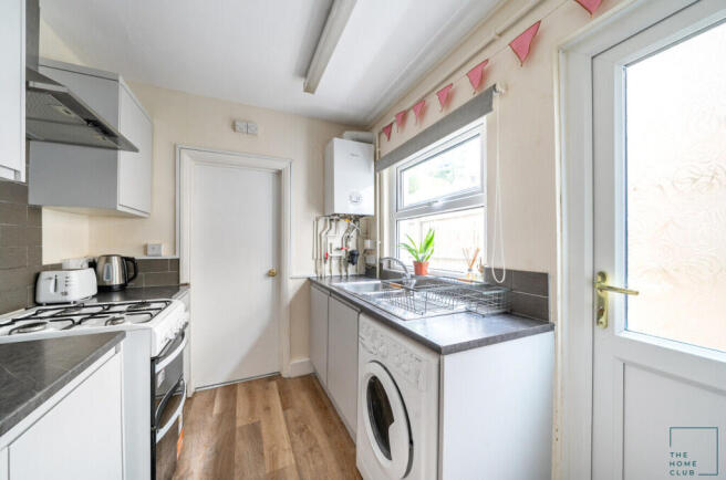 e6926c2b-b744-4022-9b87-512143a07c70