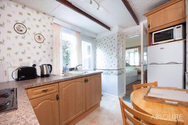 Kitchen / Brea...