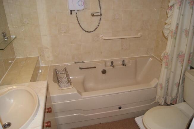 Photo 5