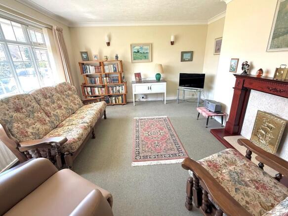 37 Jervis Avenue ...
