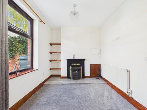 2 bed Terraced for sale Image 6