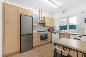 Flat 122, Bracklyn Court, Wimbourne Street, Hackney, London N1 7EJ