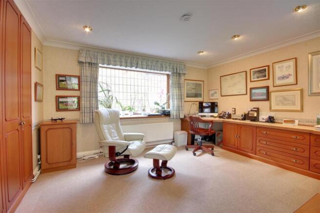 Study/Occasional Bedroom