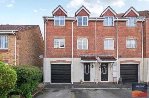 Belfry Square, Beggarwood, RG22