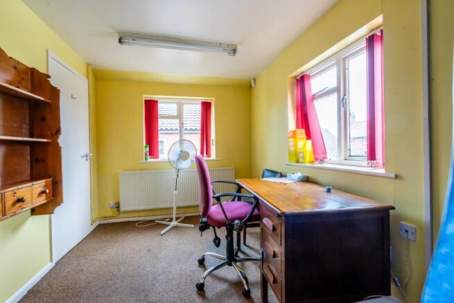 2 bed Bungalow for sale Image 5