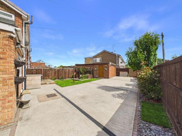 3 bed End of Terrace for sale Image 5