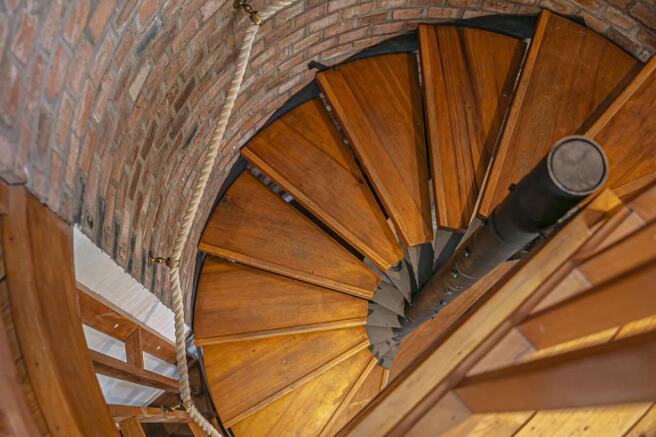 STAIRS DETAIL