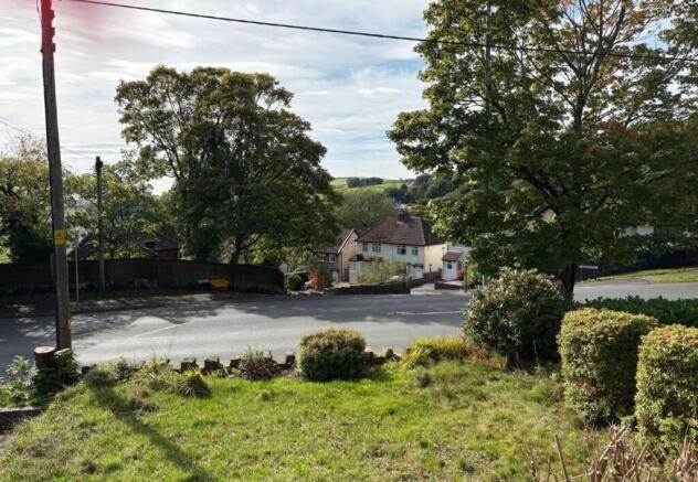 Oldham Road, Grasscroft, Saddleworth photo 3