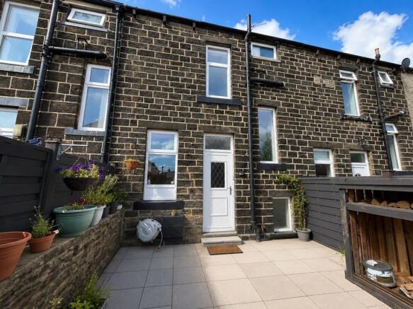 2 bed Terraced to rent Image 12