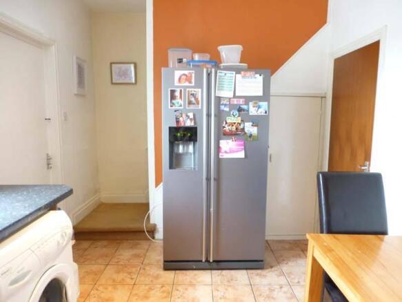 Modern Dining Kitchen