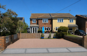 Lorelei, Coast Road, Pevensey BN24 6PR