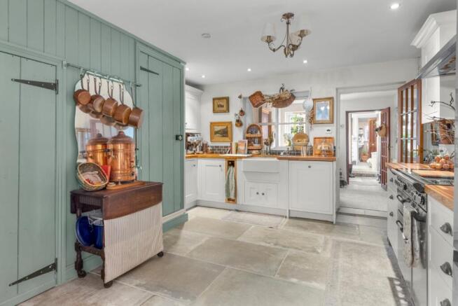 2 bed Terraced for sale Image 5