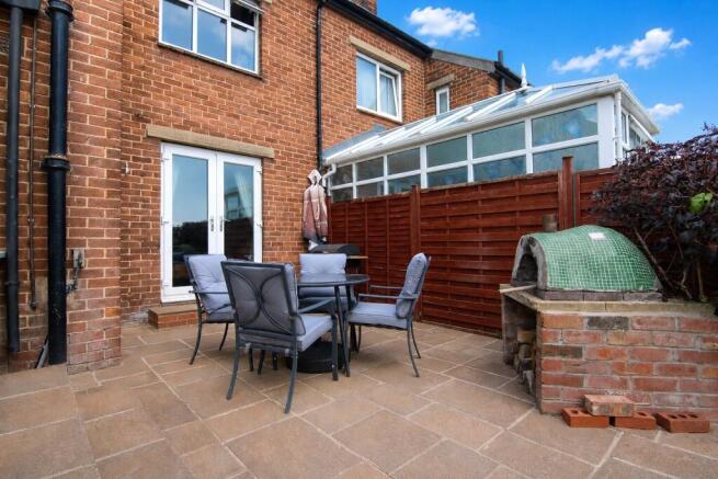 3 bed Semi-Detached for sale Image 8