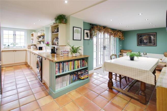 Kitchen/Dining Room